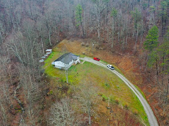2nd image of 1291 Polls Creek Rd
