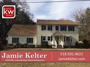 6117 Klink Rd, Albany, NY 12203