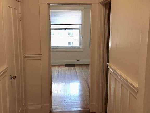 3rd image of 825 Bush St APT 308