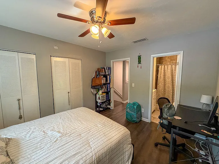 4411 SW 34th St #1006 — Photo 13