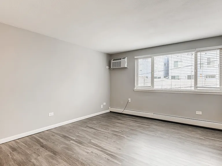 1555 Grove St #107 — Photo 6