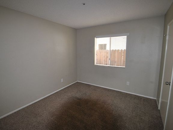 5th image of 13554 Laramie Ct