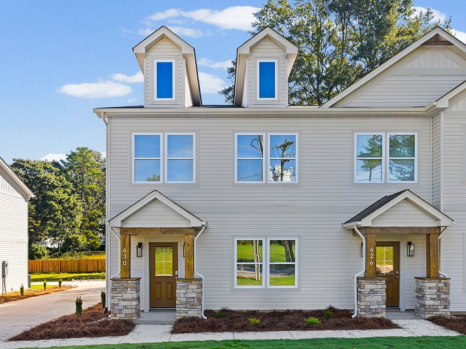 Front Elevation- Oak