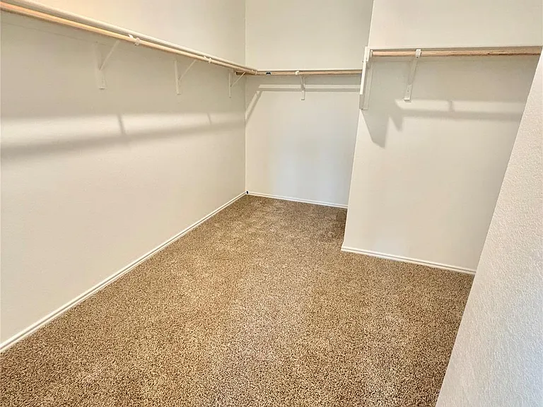 214 Balmorehea St — Photo 15