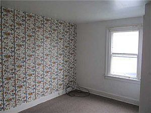 5th image of 380 Saint Lawrence Ave