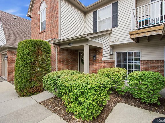 2nd image of 20656 Dunham Rd #18