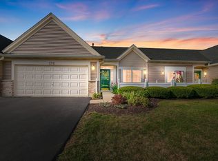 272 Enfield Ln, Grayslake, IL 60030