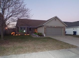 2290 Cailynn Dr, Terre Haute, IN