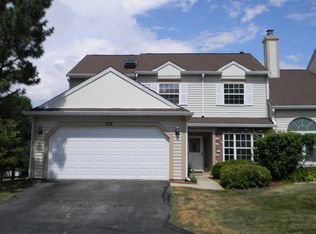 229 Ascot Ln, Streamwood, IL