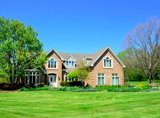 37W452 Grey Barn Rd, St Charles, IL 60175