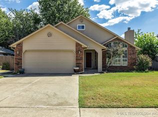 12403 E 90th St N, Owasso, OK 74055