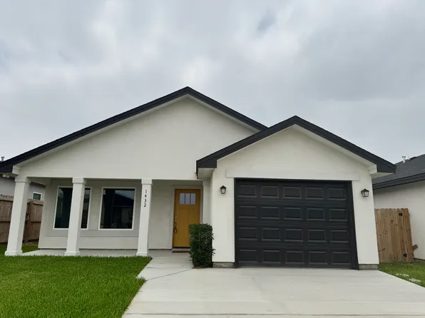 1432 El Caporal Dr, Laredo, TX 78043