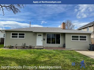 108 Elm St, Medford, OR 97501