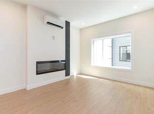 924 Jenkins Ave #304, Langford, BC