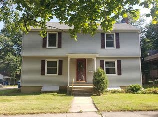 119 E Garden St, Dekalb, IL 60115