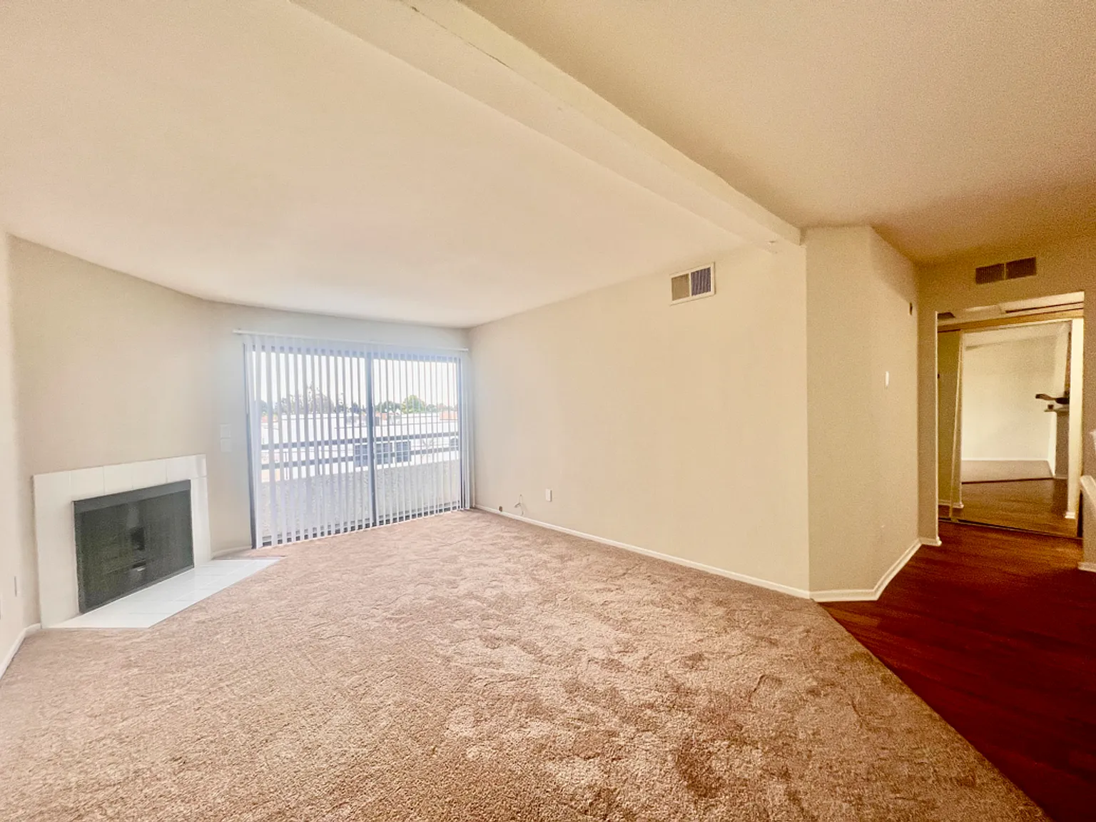 Lassen Apartments — Photo 3