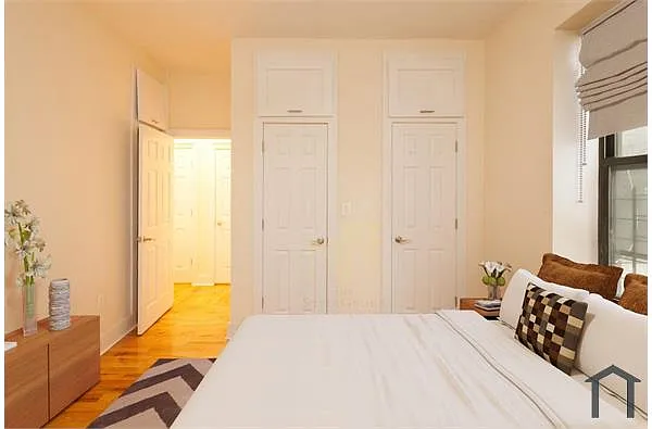 Building Photo - 1451 Sutter Ave #101