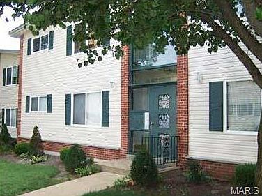 1st image of 127 E Washington Ave APT 1N