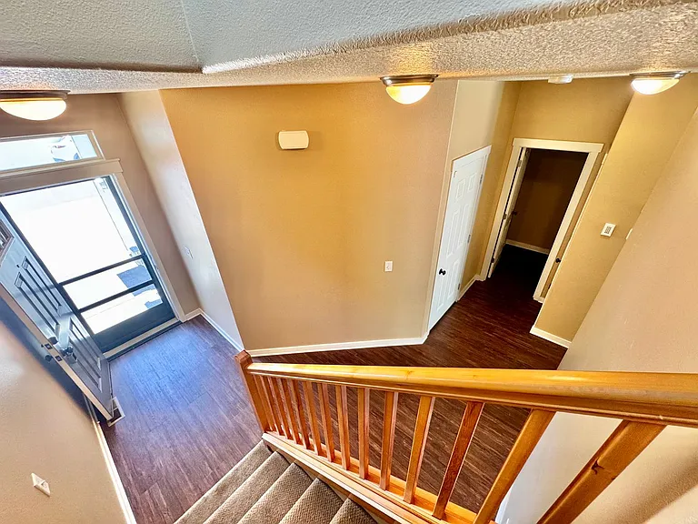 2401 NE 114th Ct — Photo 26