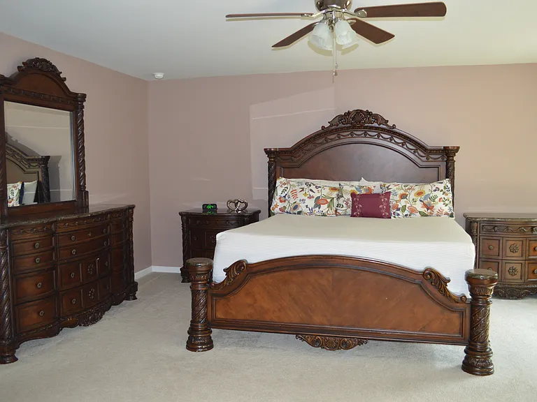 904 Pecan Tree Ln — Photo 25
