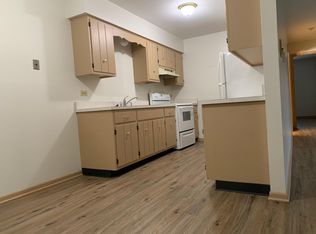 215 Woodrow St APT 1, Manhattan, IL 60442