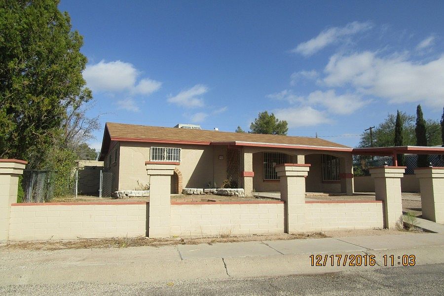 1st image of 902 W Calle Medina