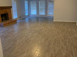 4600 Greenwich Dr, Grand Prairie, TX 75052
