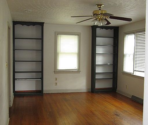 living room during vacancy