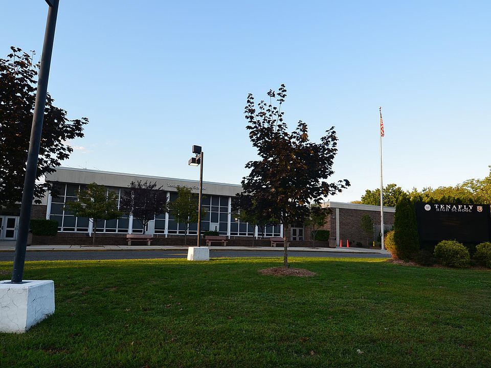 Tenafly High School