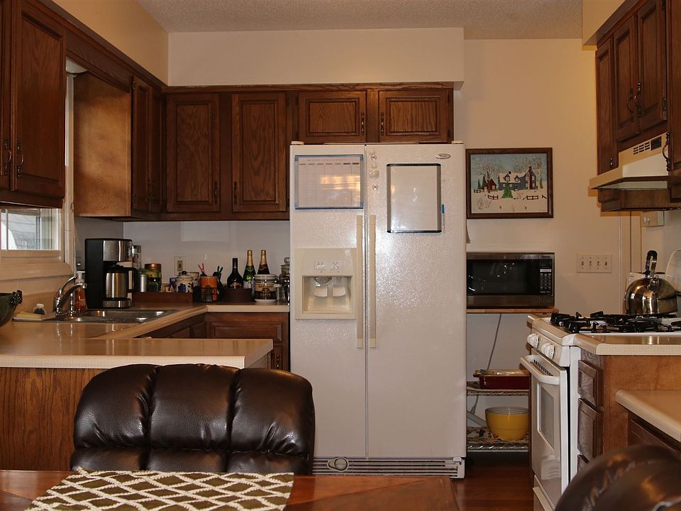 Kitchen area.