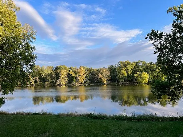 310 N Jefferson Ave, Dixon, IL 61021