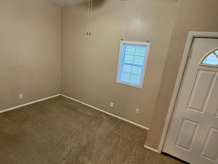 1321 Rufer Ave #2 — Photo 9