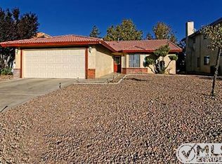 14040 Hidden Valley Rd, Victorville, CA 92395