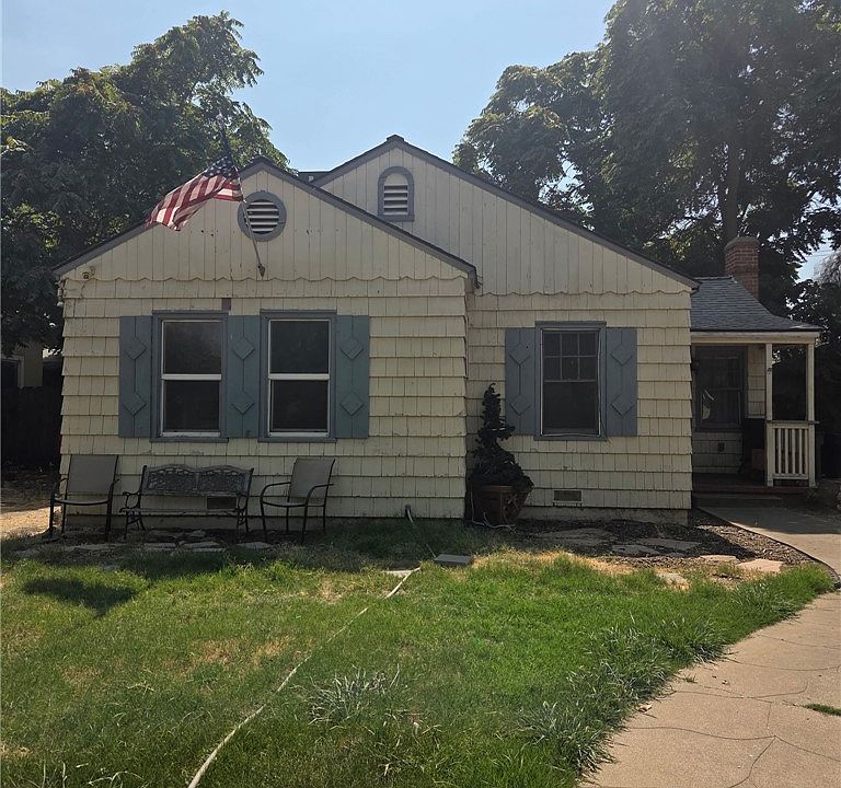 1st image of 52 W 25th St