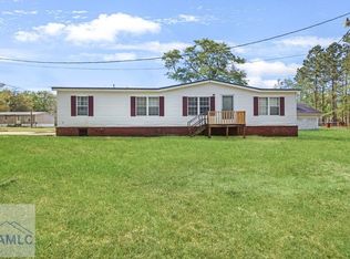 84 Oak Hill Rd, Hinesville, GA 31313