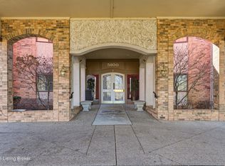 5800 Coach Gate Wynde APT 306, Windy Hills, KY 40207