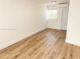 125 SW 5th Ct #1, Dania Beach, FL 33004