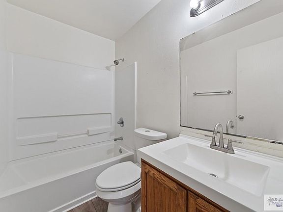 5th image of 2024 Carranza St