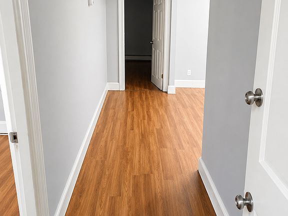 3rd image of 24 West Ave Floor 3