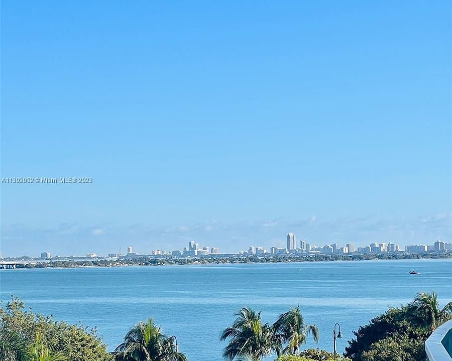 1st image of 1900 N Bayshore Dr APT 710