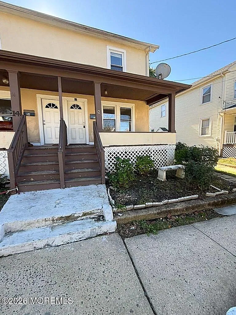 2 bed, 920 sqft, $2,800 — Photo 1