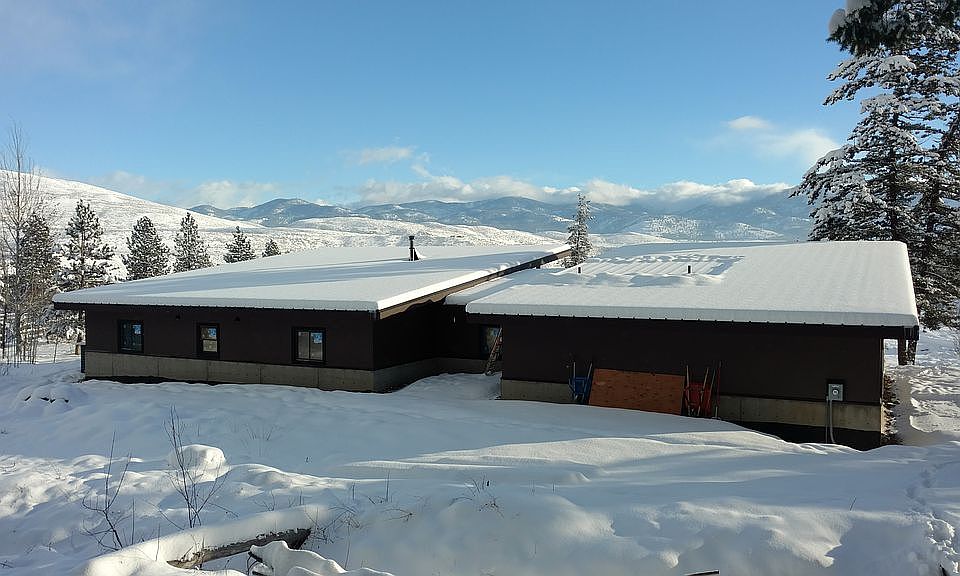 2nd image of 7 Green Meadows Dr