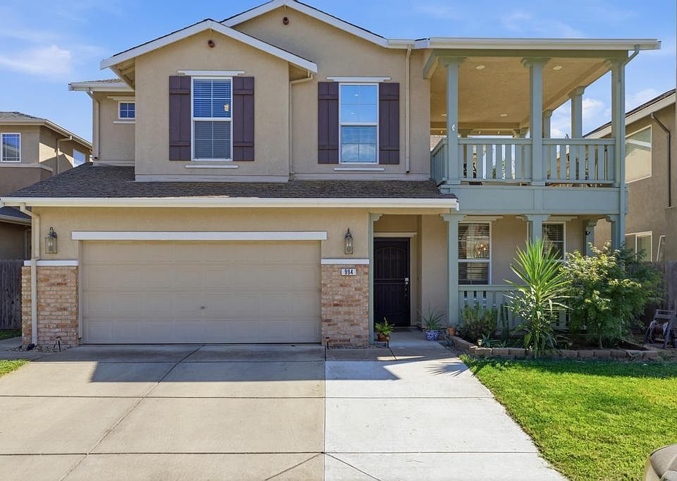 1st image of 994 Heritage Way