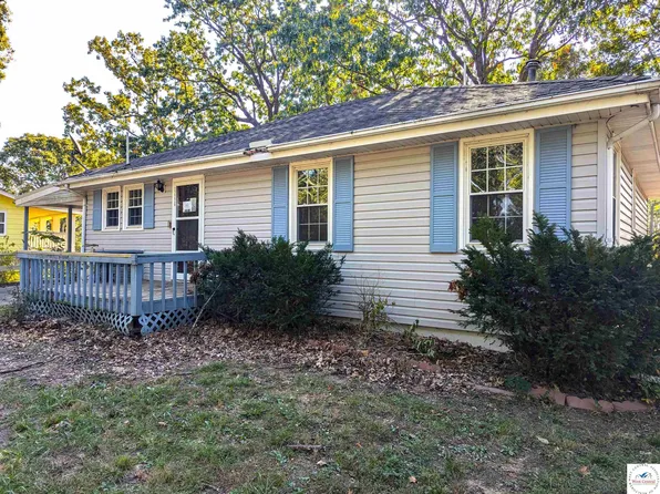 12226 Burton Dr, Warsaw, MO 65355
