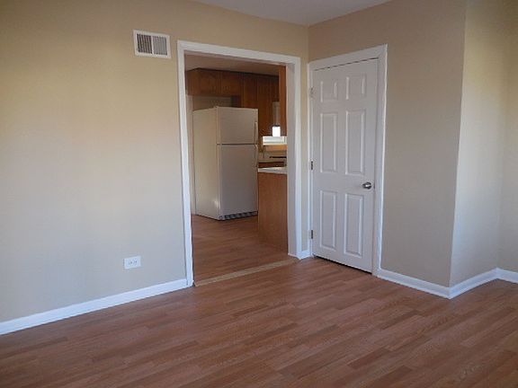 3rd image of 7306 Sunrise Ave