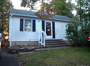 82 Morningside Dr E, Bristol, CT 06010