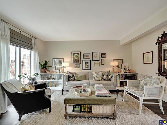 5th image of 2331 S 74th St Unit 36
