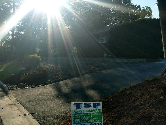 5th image of 1802 Meadowview Dr