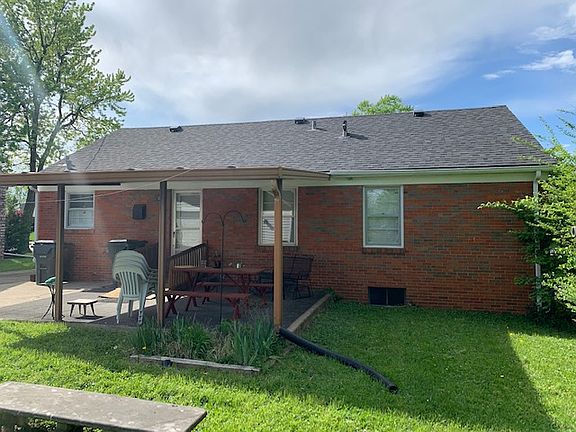 2nd image of 190 Saint Margaret Dr