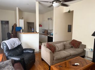 19 W 14th St APT 1, Lawrence, KS 66044